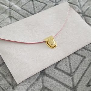 White clutch